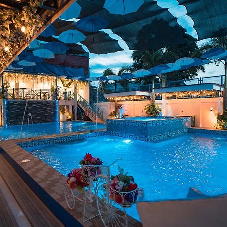 Bernese Resort Hotel Powered By Cocotel Ligao Luaran gambar