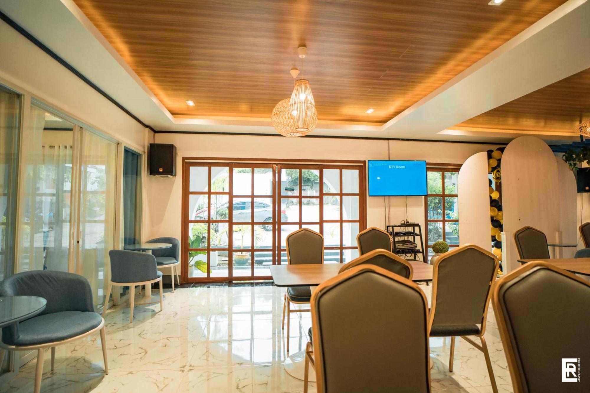 Bernese Resort Hotel Powered By Cocotel Ligao Luaran gambar
