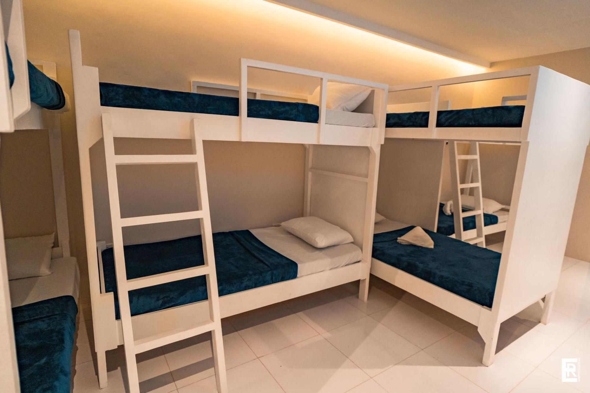 Bernese Resort Hotel Powered By Cocotel Ligao Bilik gambar